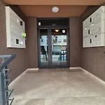 Nest Apartment