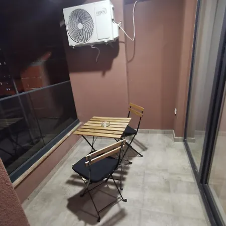 Nest Apartment *